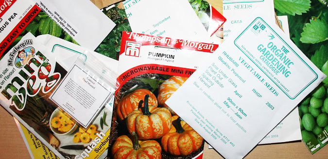 Photo of seed packets from flickr: https://www.flickr.com/photos/fluffymuppet/4303370290